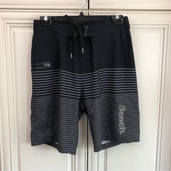 Bench men’s board shorts - Picture 1 of 14
